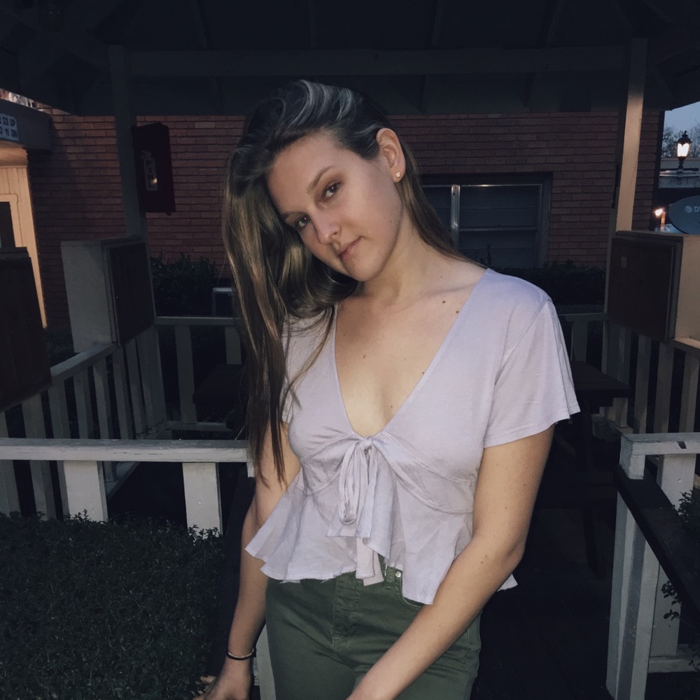 FREE PEOPLE light purple/lilac top 🤤 size S
